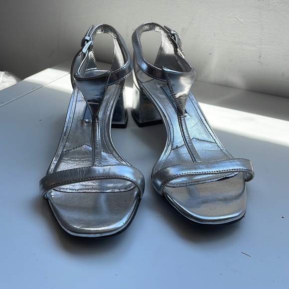 Prada silver block heel Sandals / heels - Picture 4 of 8